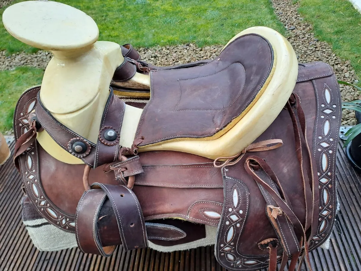Horse Saddles (western mexican style - Image 2