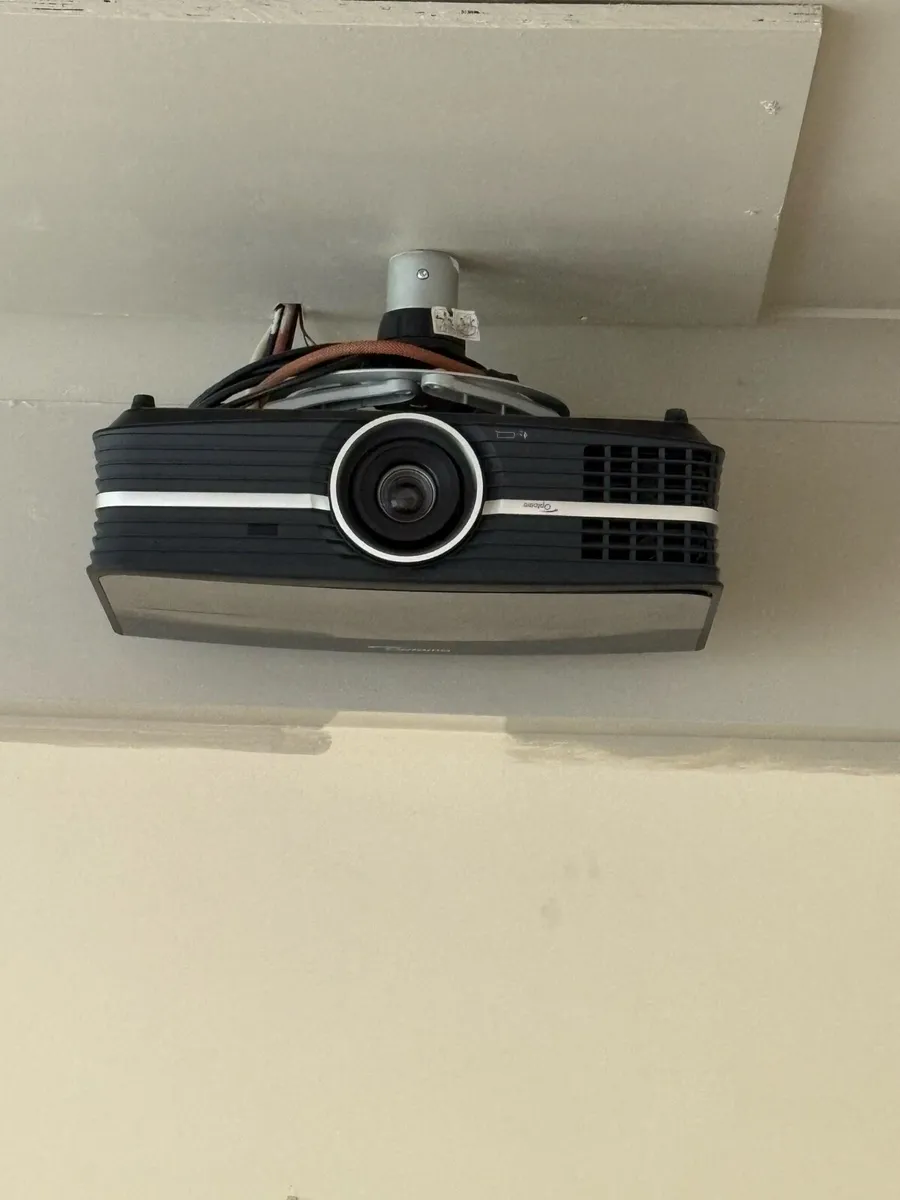 Home Cinema - Image 1