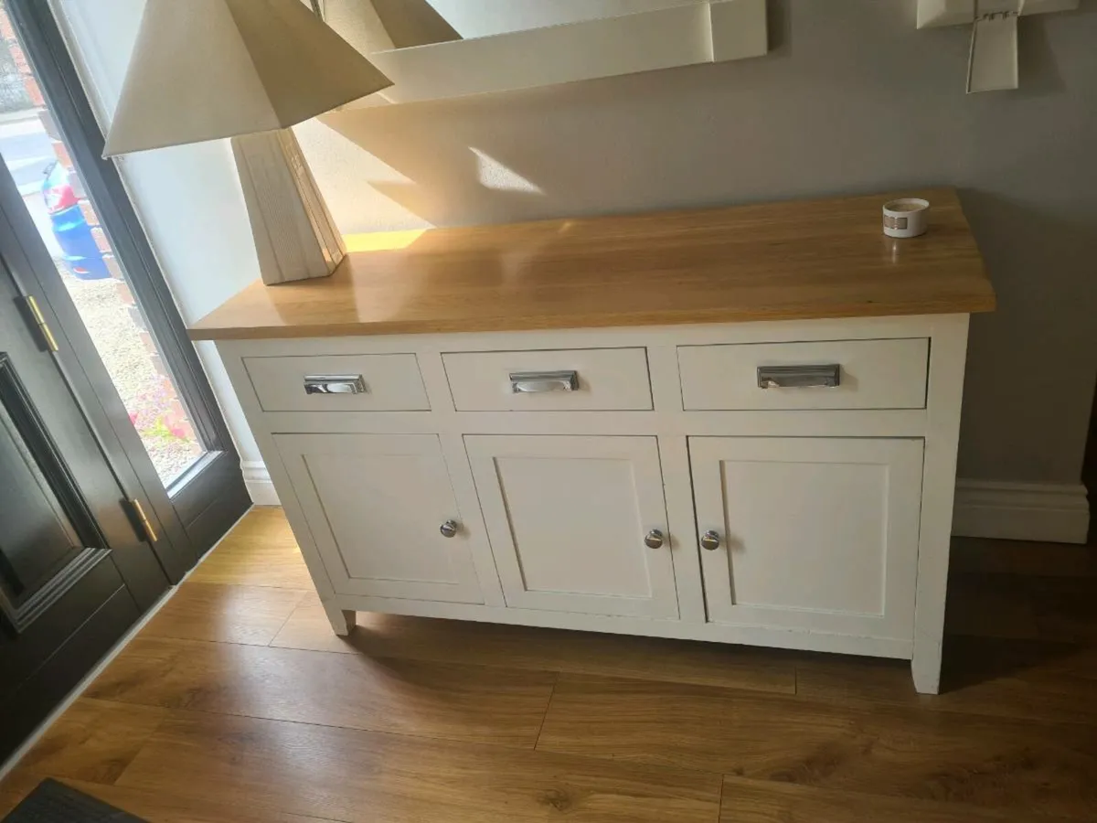 Furniture unit - Image 2