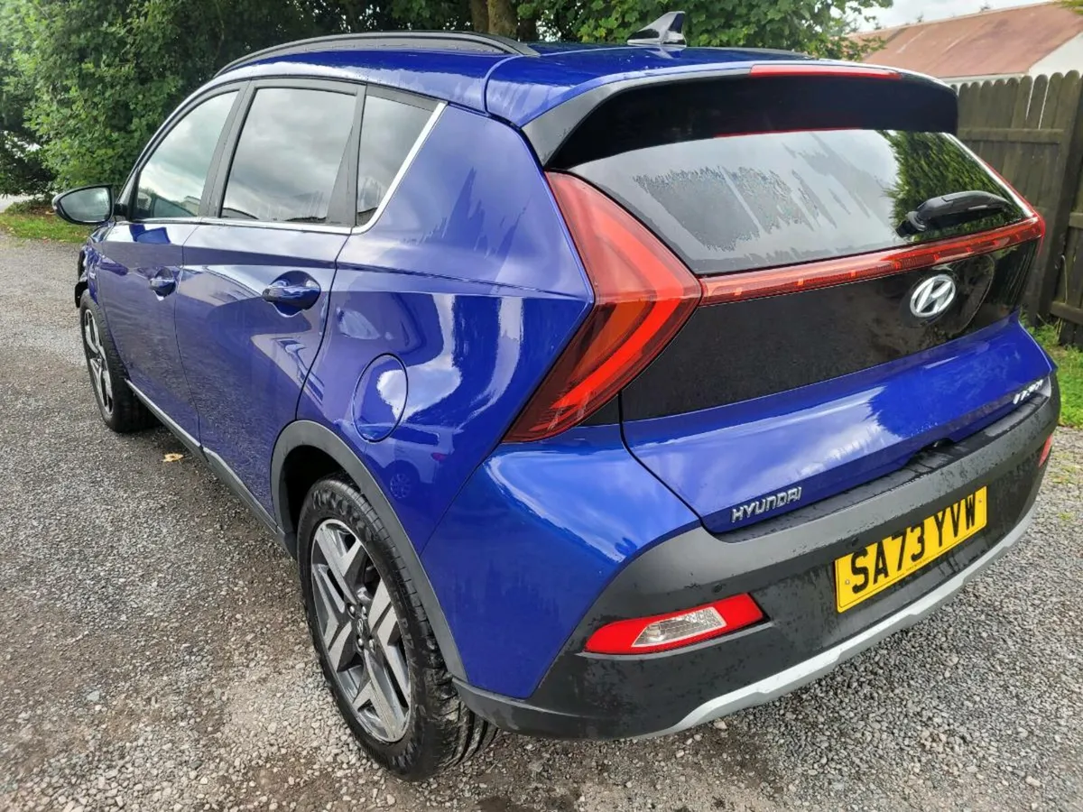 2023 Hyundai Bayon - Image 3