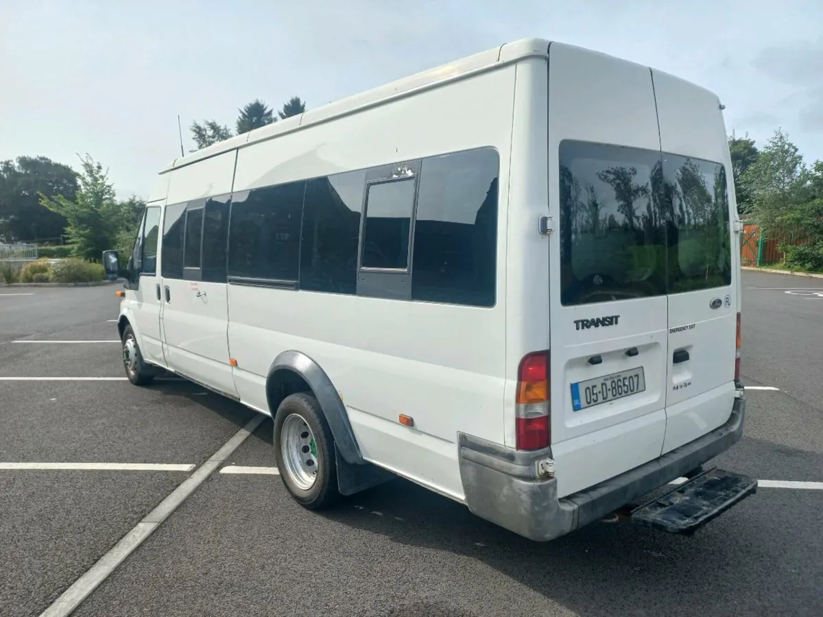 Ford Tranzit 16 seats - Image 2