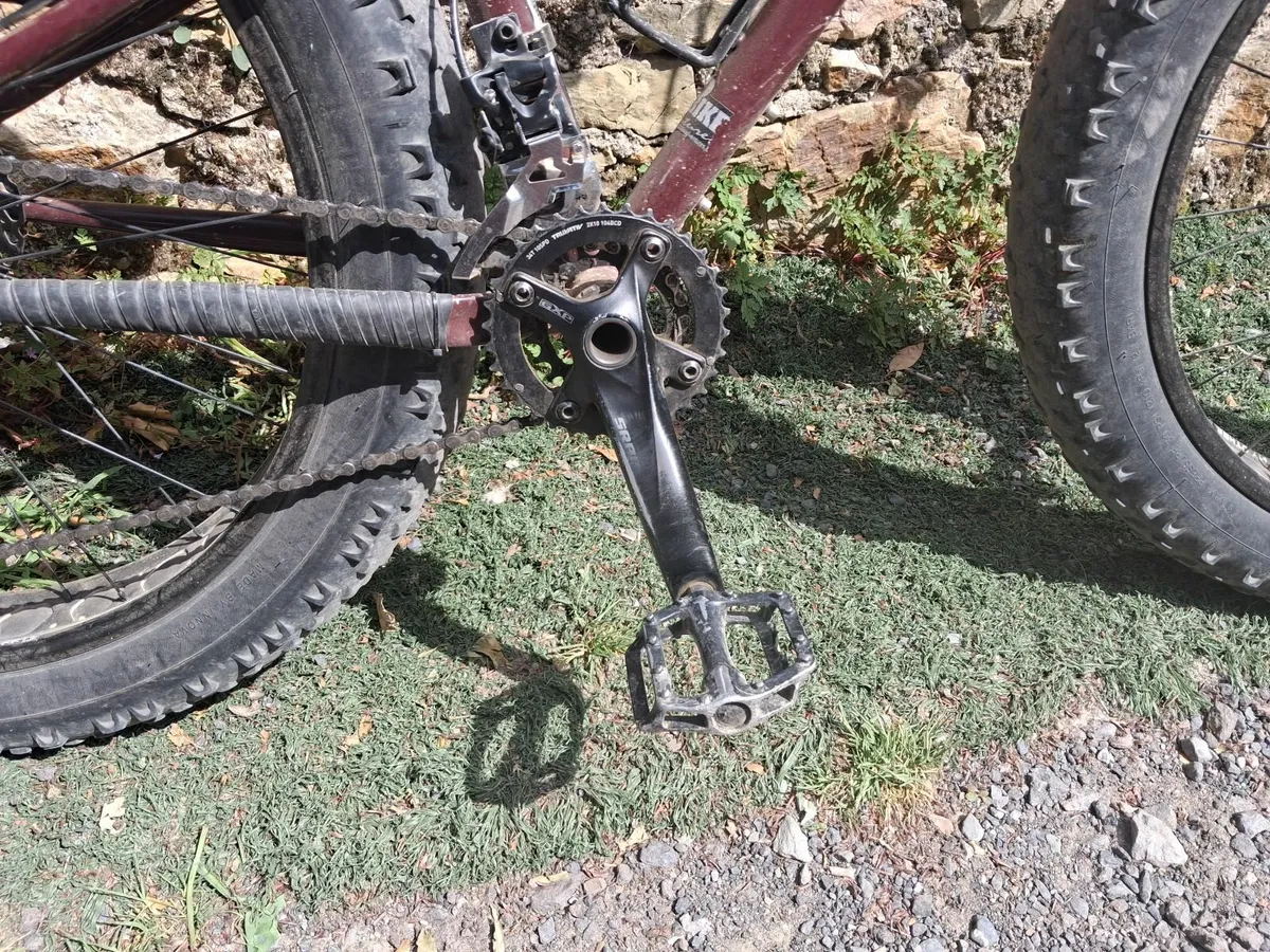 Online Auction Of A Surly Wednesday bike - Image 4