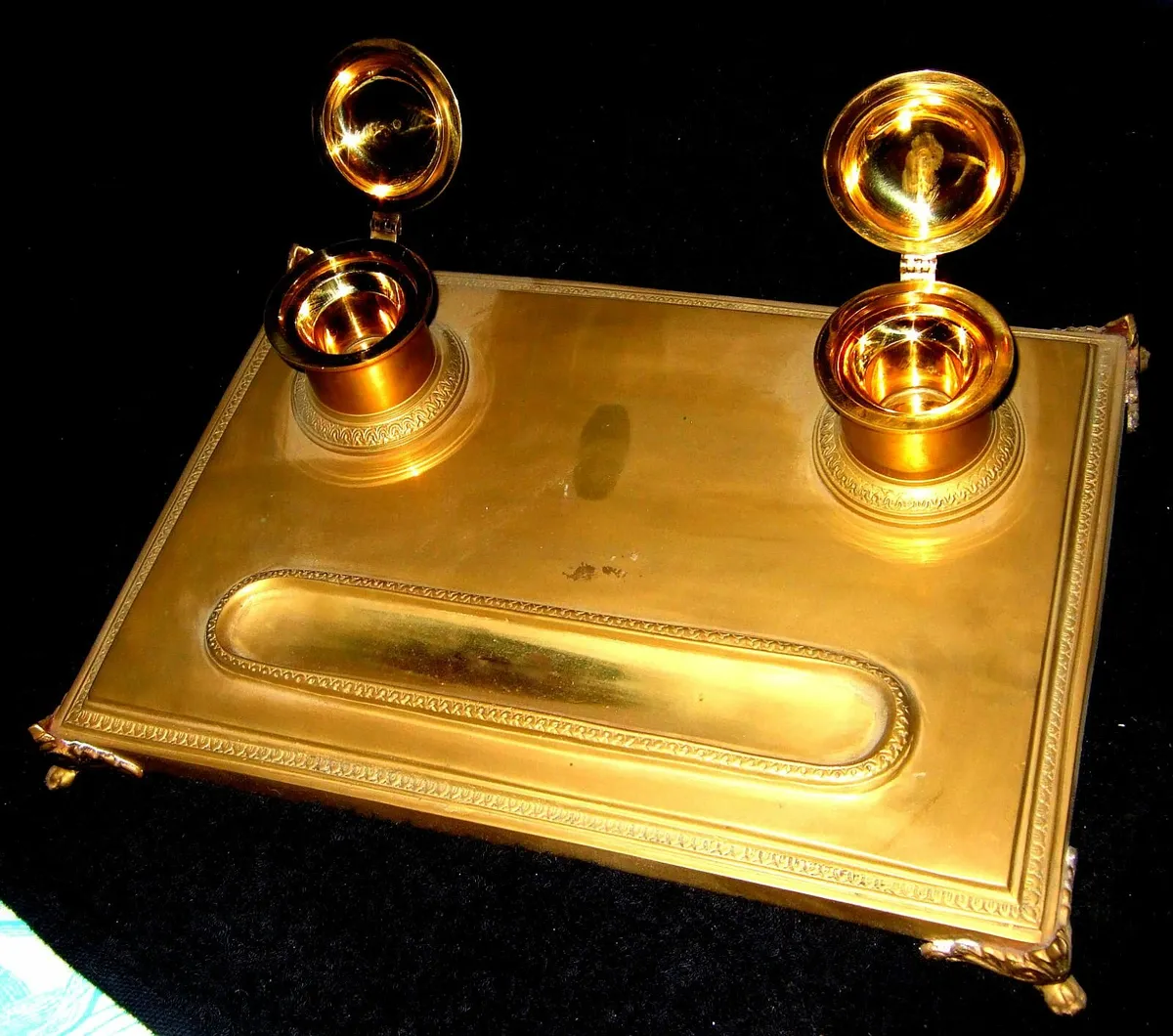 Vintage Brass Deskstand - Image 3