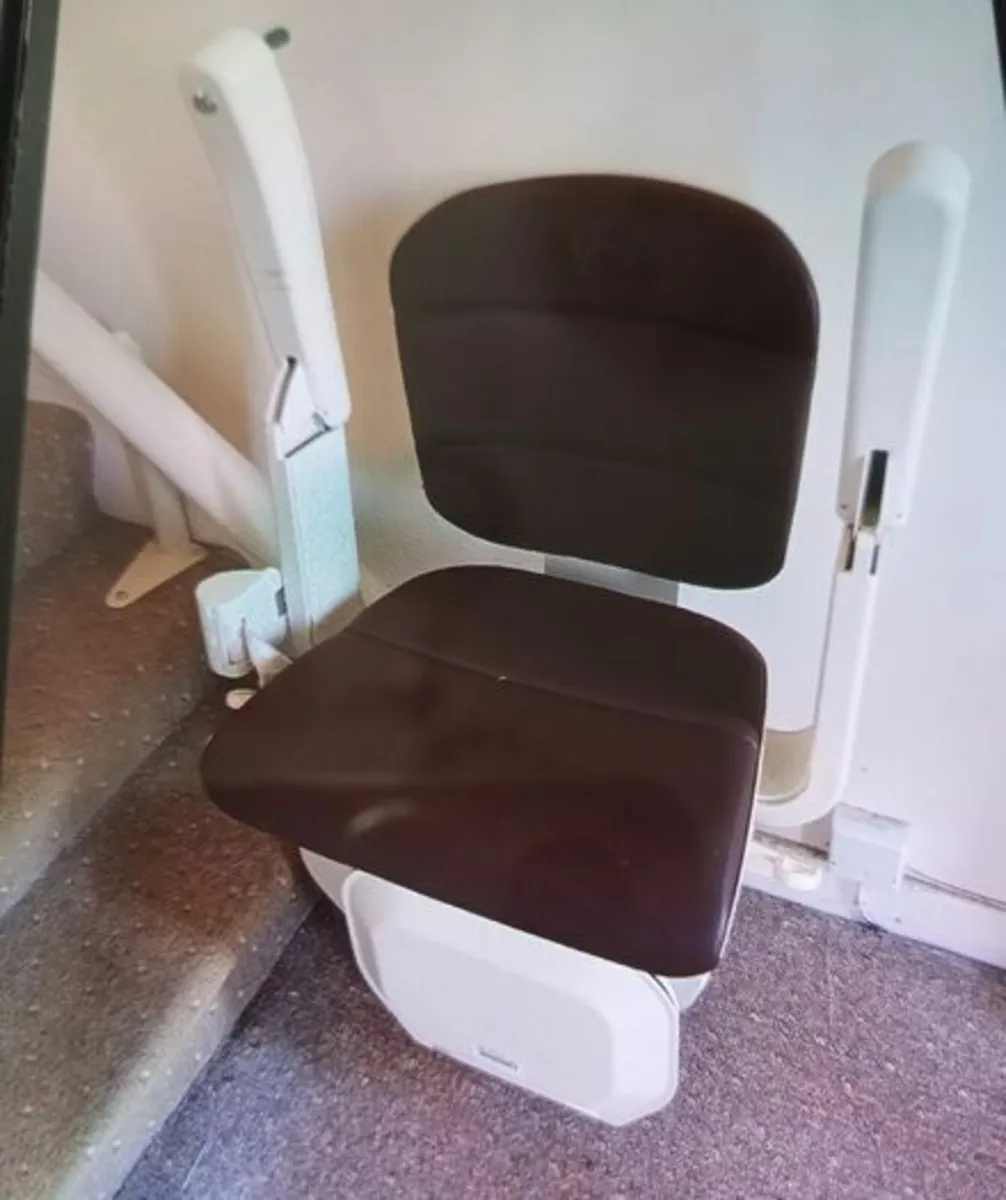 stairlift - Image 1