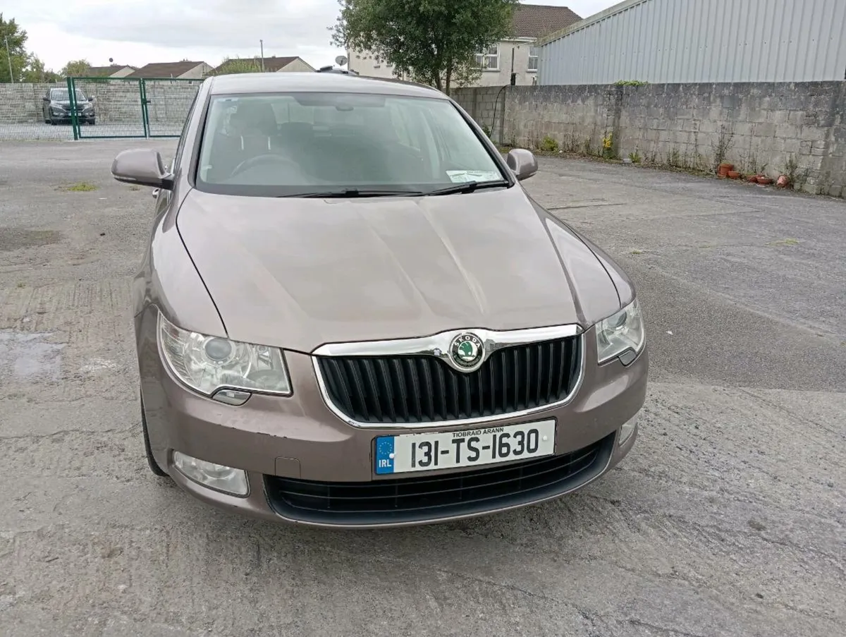 Car - Image 1