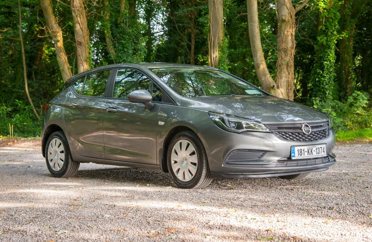 Opel Astra 1.4i 5dr 2018, only 110000kms - Image 1
