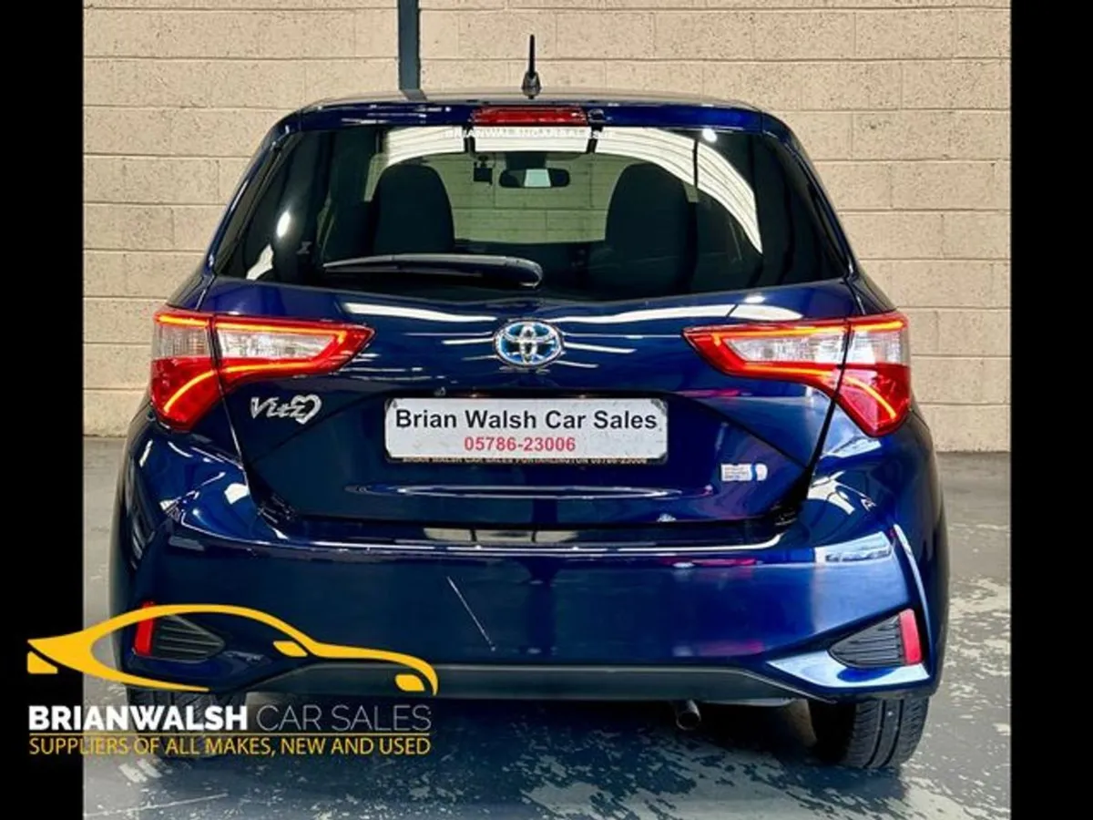Toyota Yaris 5DR Auto - Image 2