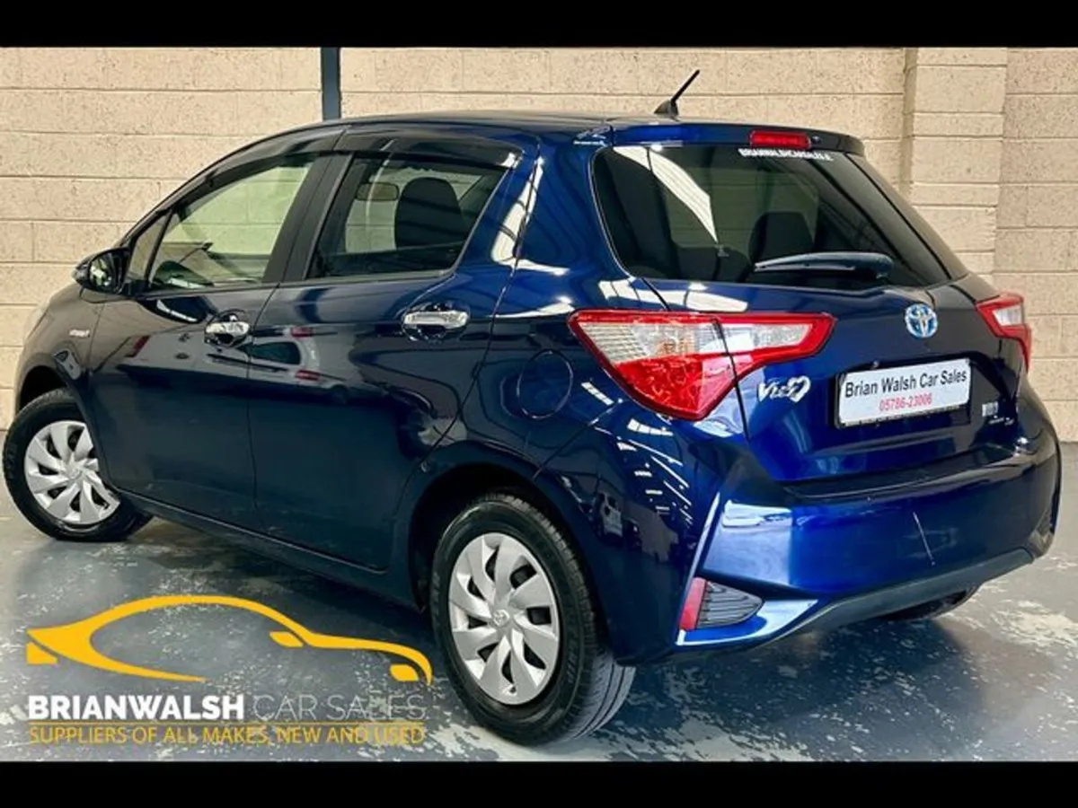 Toyota Yaris 5DR Auto - Image 4