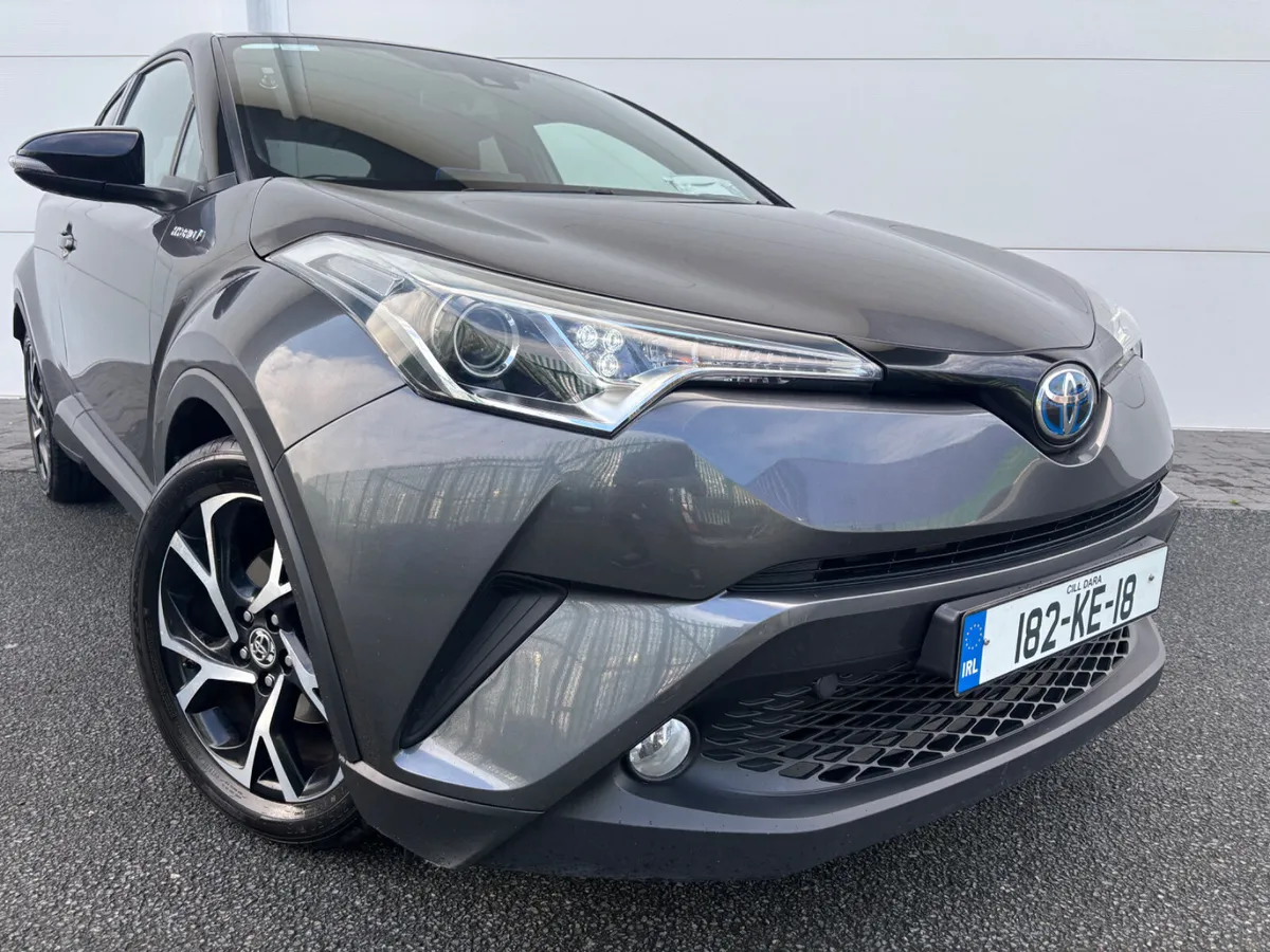 2018 TOYOTA CHR LUNA SPORT HYBRID FSH - Image 1