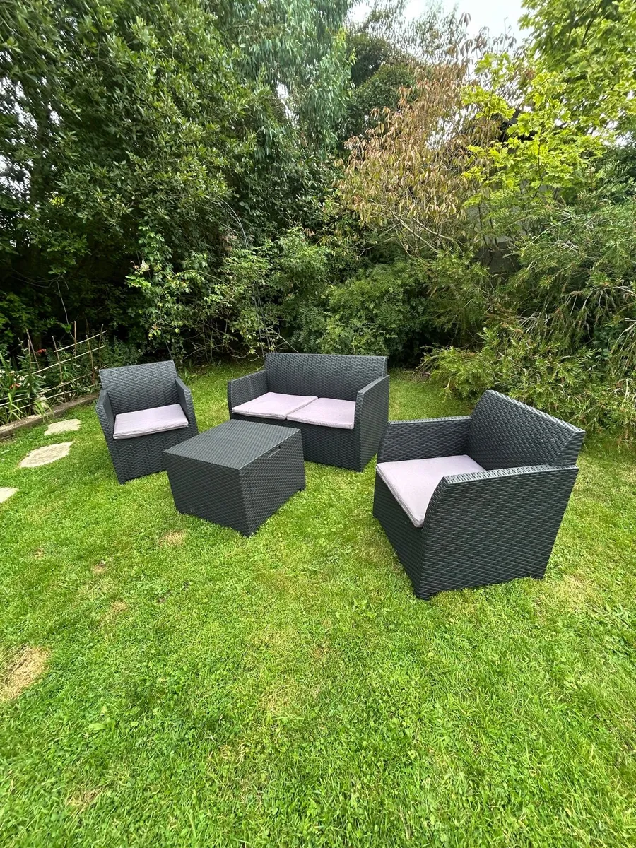 Garden Furniture - Image 3