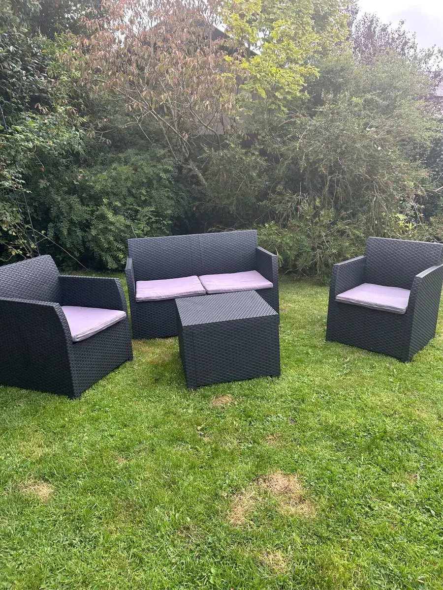 Garden Furniture - Image 4