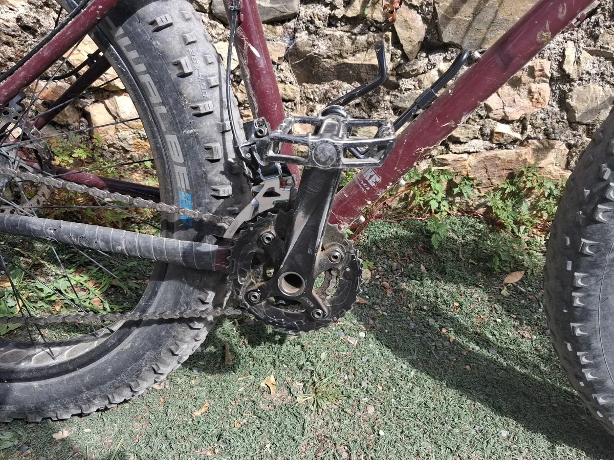 Online Auction Of A  Surly Wednesday bike - Image 2