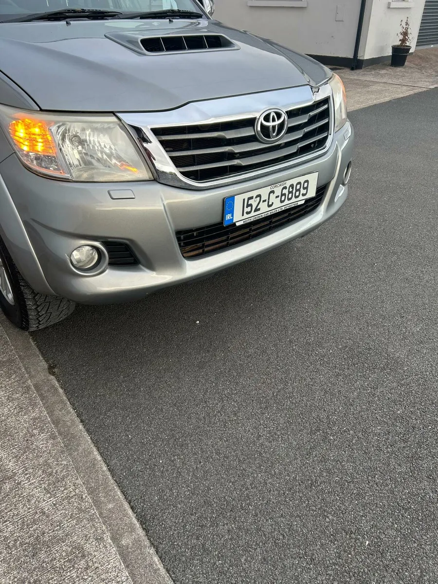 Toyota hilux - Image 4