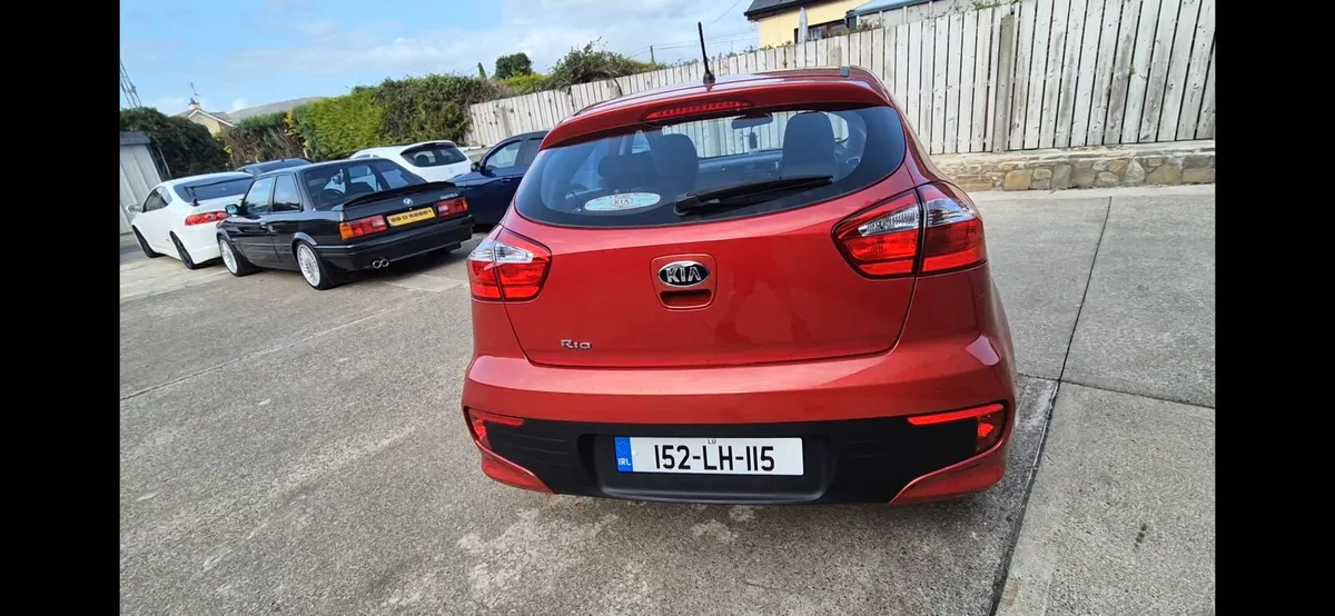 Car - Image 3