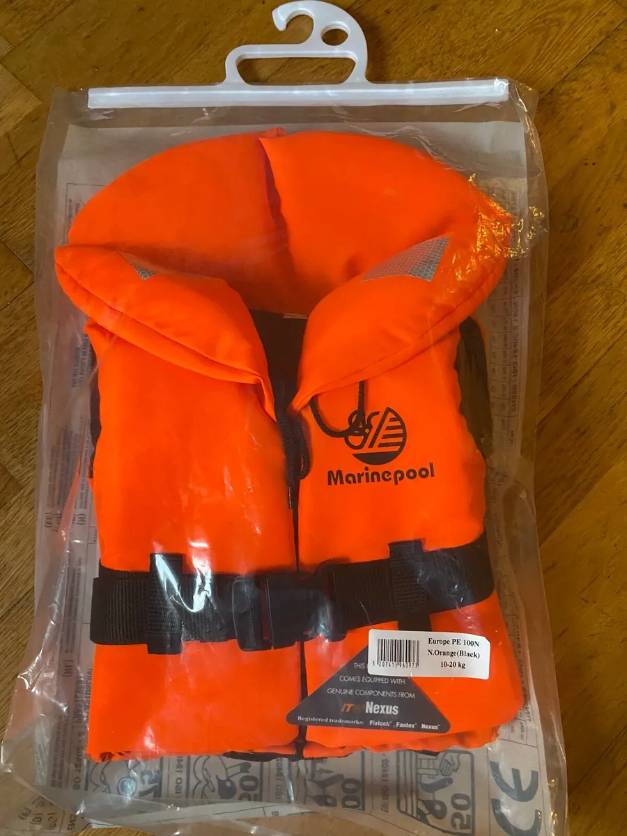 Kids lifejacket - Image 1