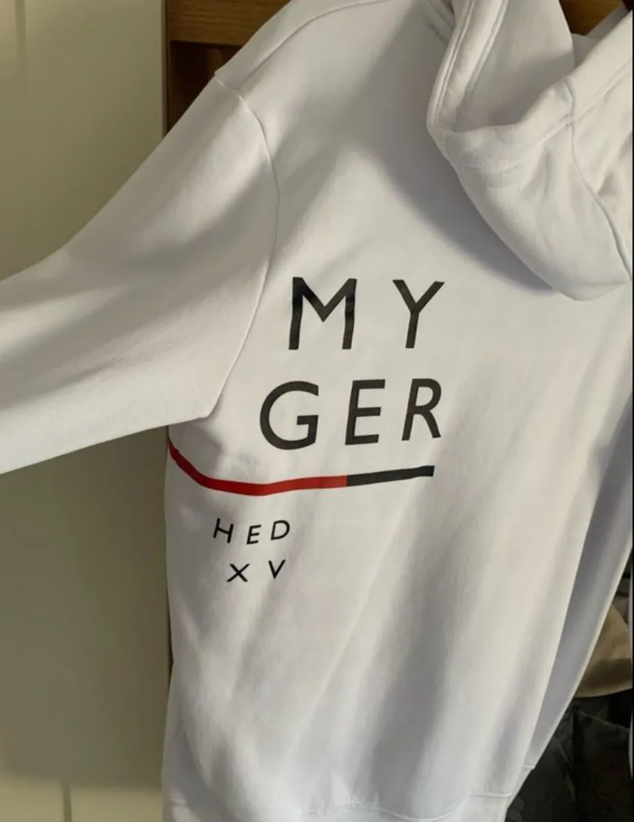 Hoddie - Image 2