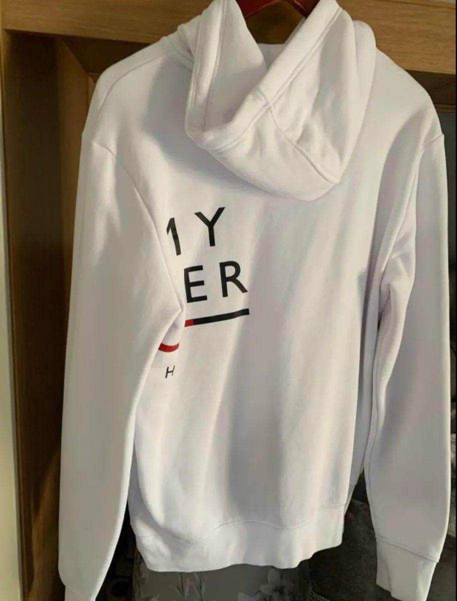 Hoddie - Image 3
