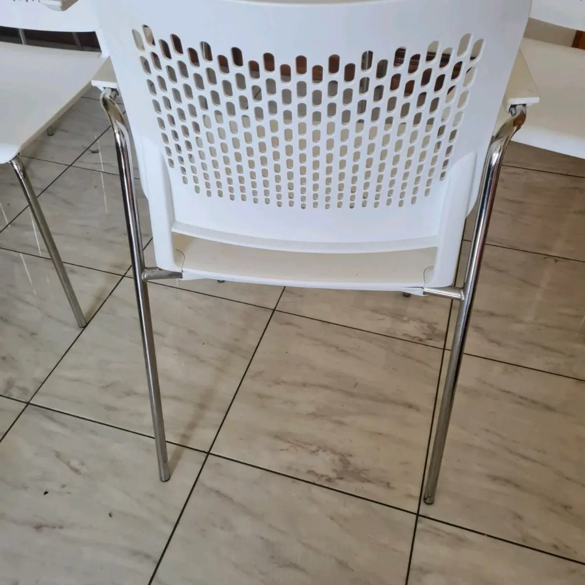 7 x designer Cafe chairs - Image 3