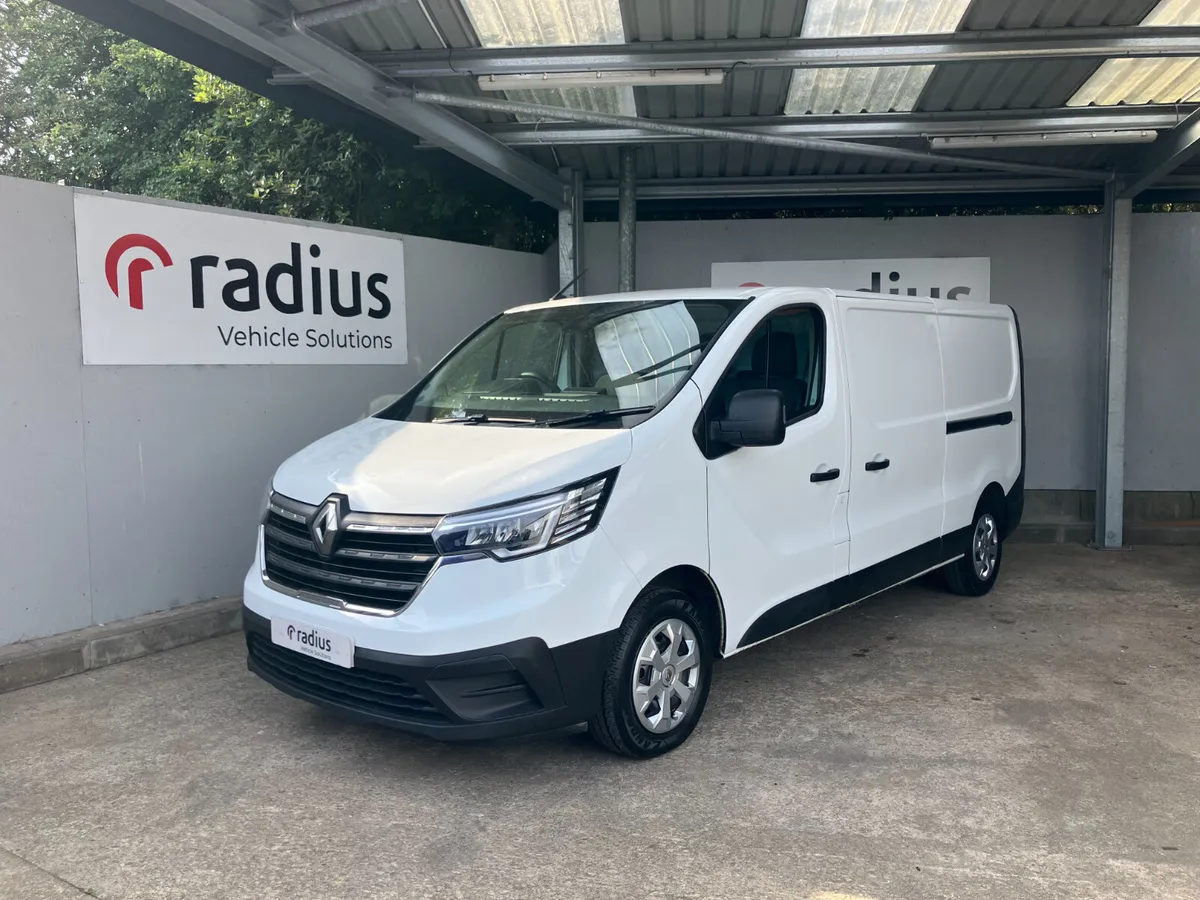 Renault Trafic 2022 - Image 1