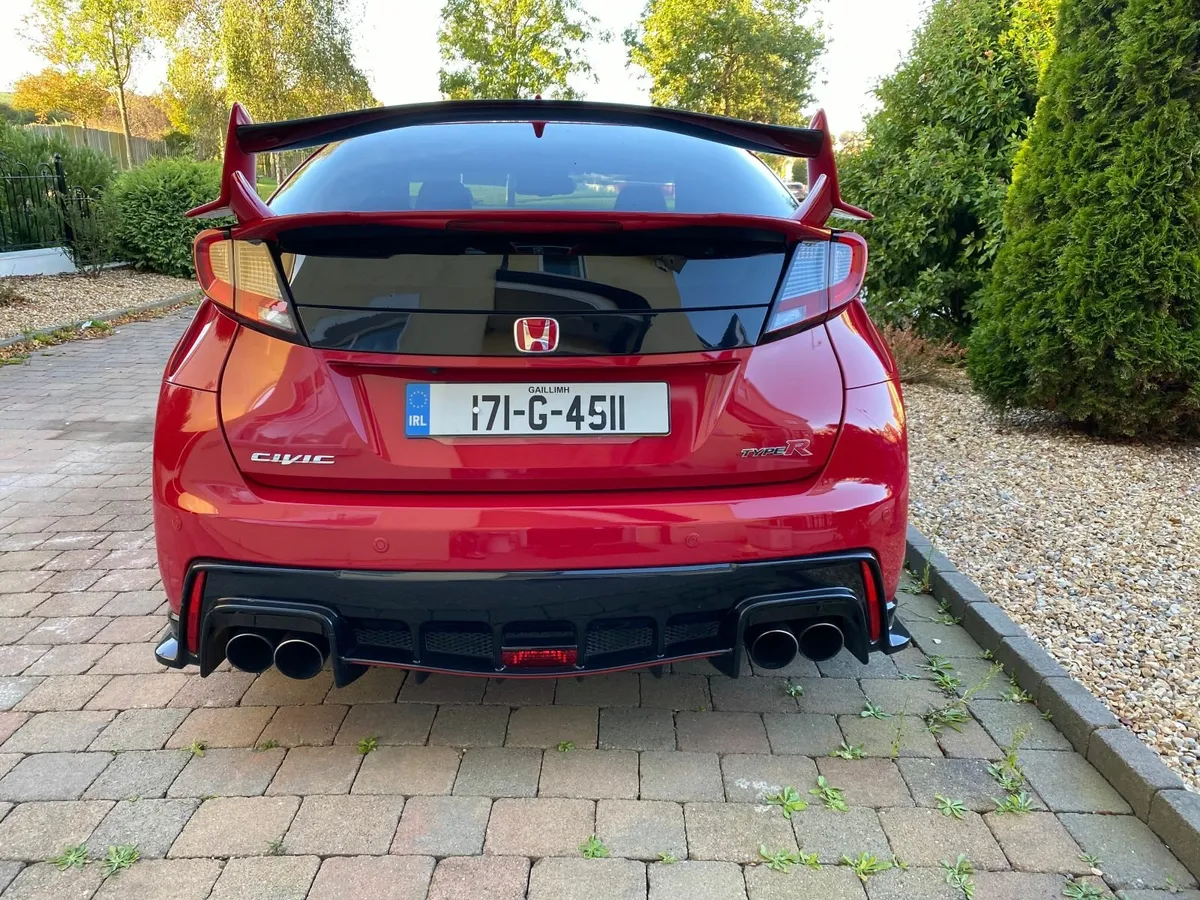 2017 Honda Civic Type R FK2 (GT model) - Image 3