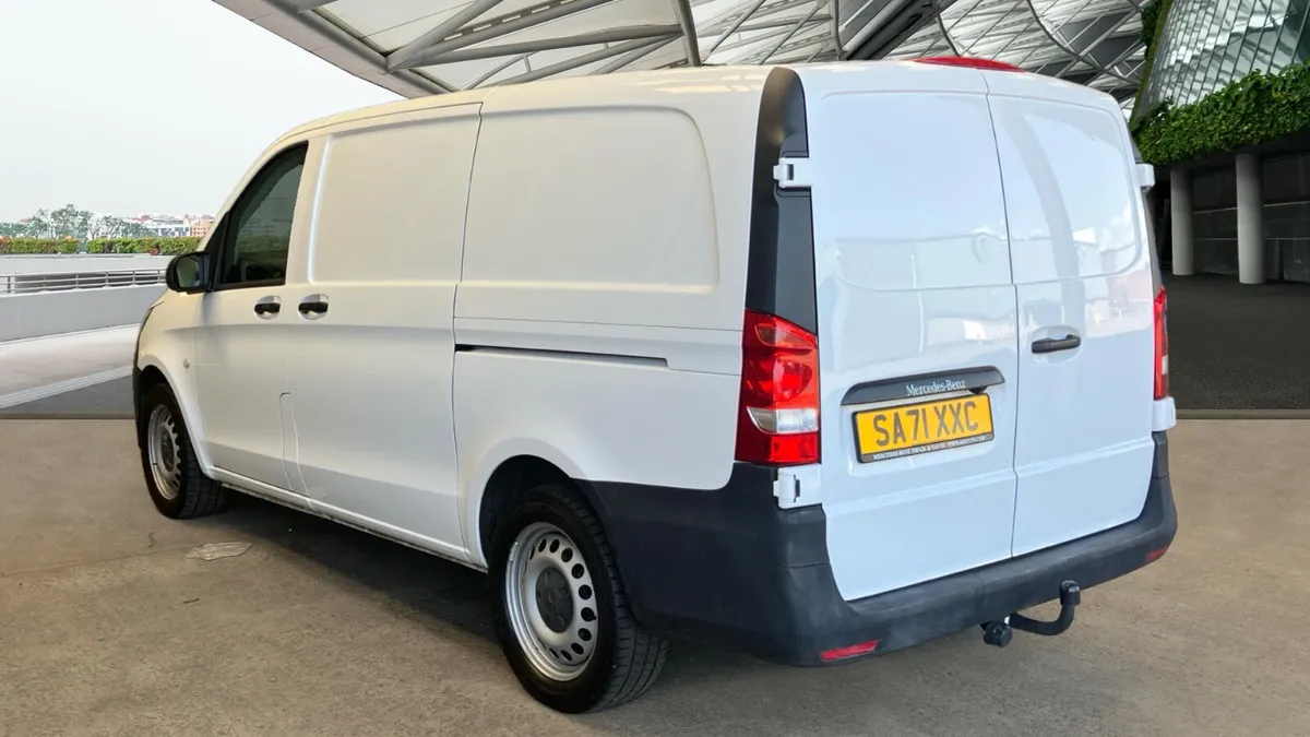 Mercedes-Benz Vito 2.0 114 CDI Progressive L2 - Image 2
