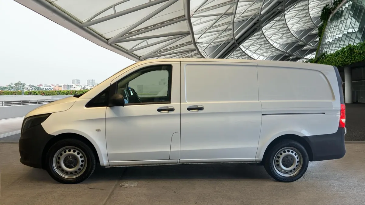 Mercedes-Benz Vito 2.0 114 CDI Progressive L2 - Image 3