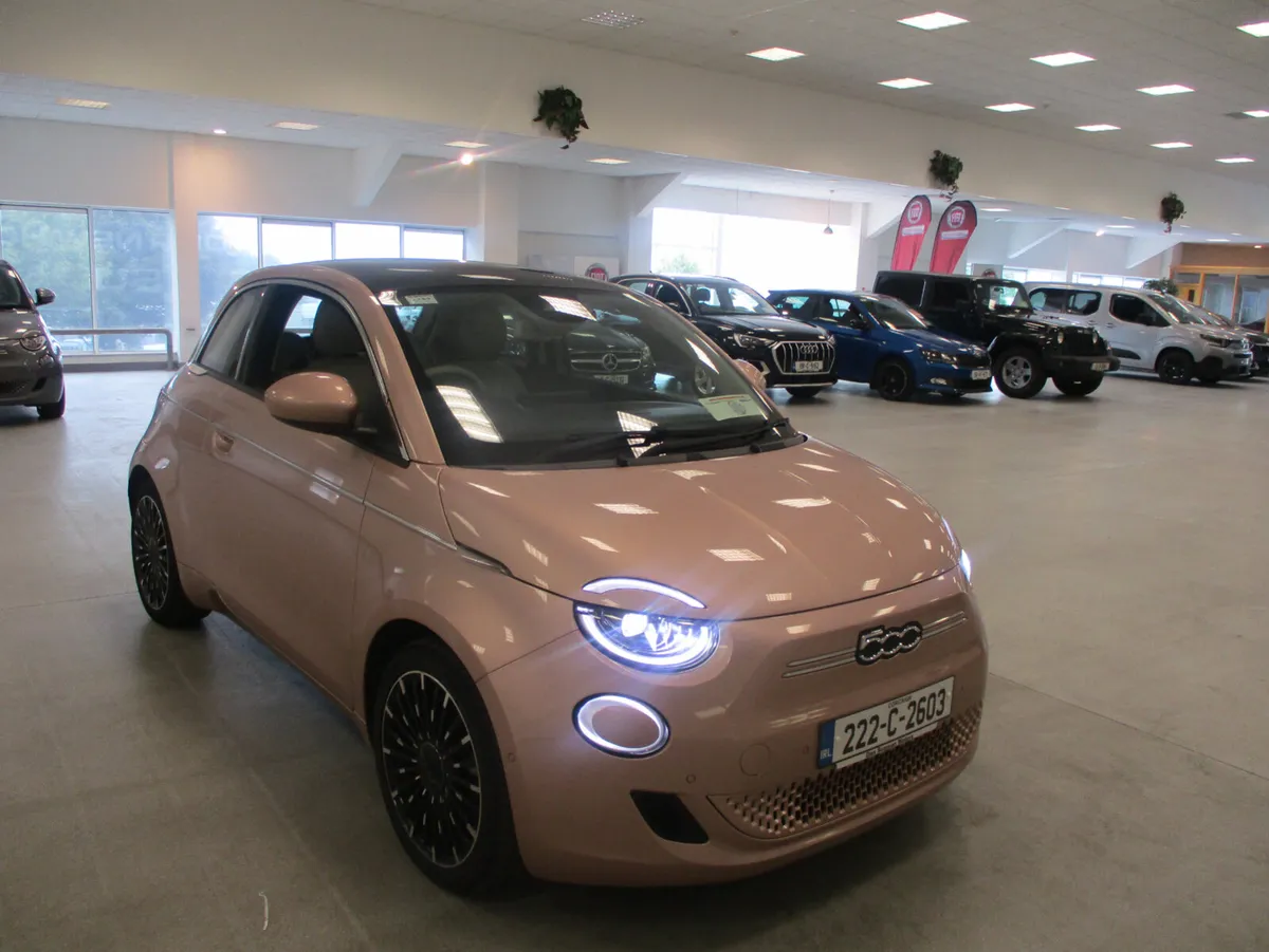 Fiat 500e  LA PRIMA BOCELLI 2022 - Image 3