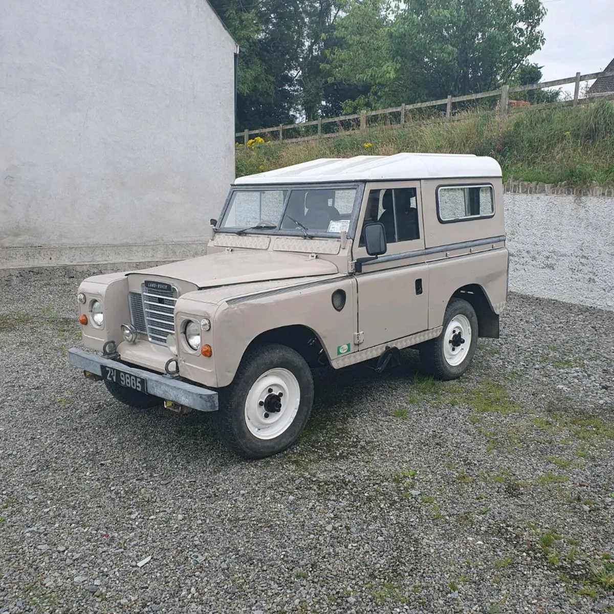 Landrover - Image 1