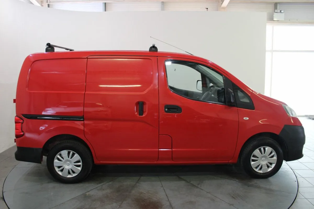 Nissan NV200 Nv200 Nv200 2DR - Image 3
