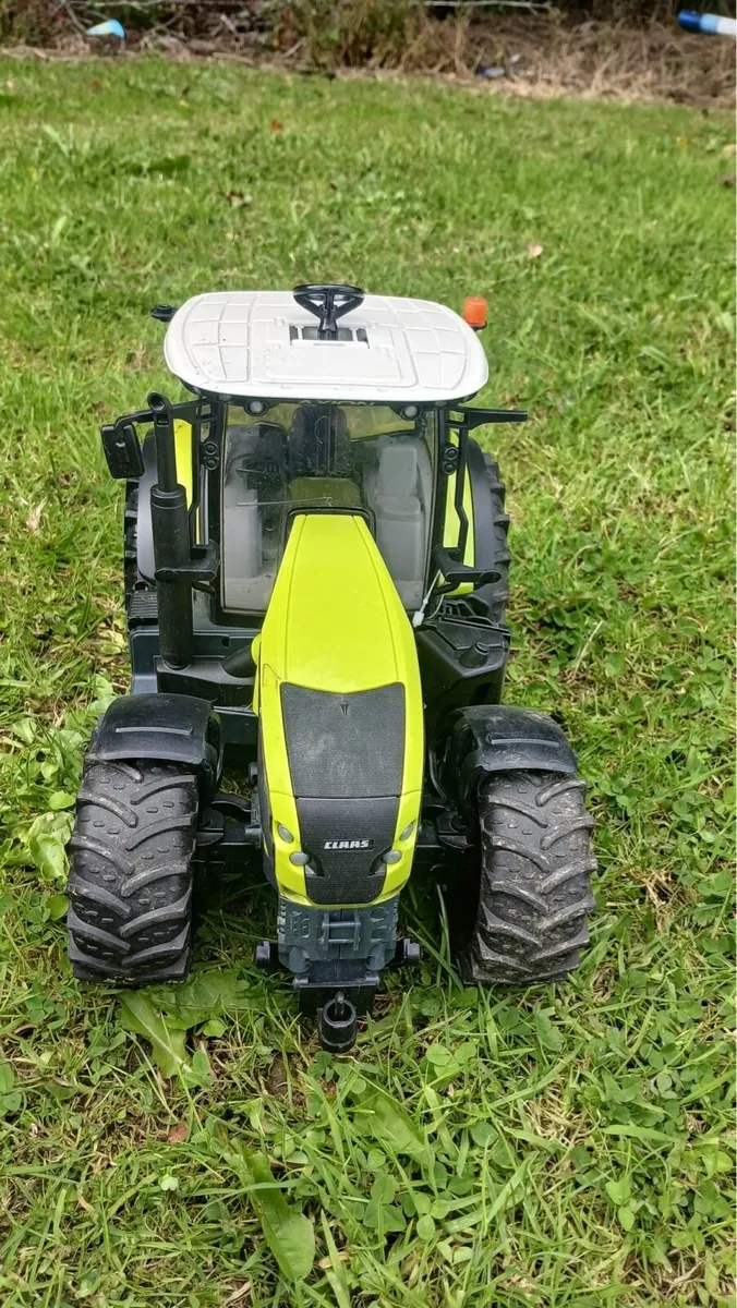 Toy tractors - Image 3