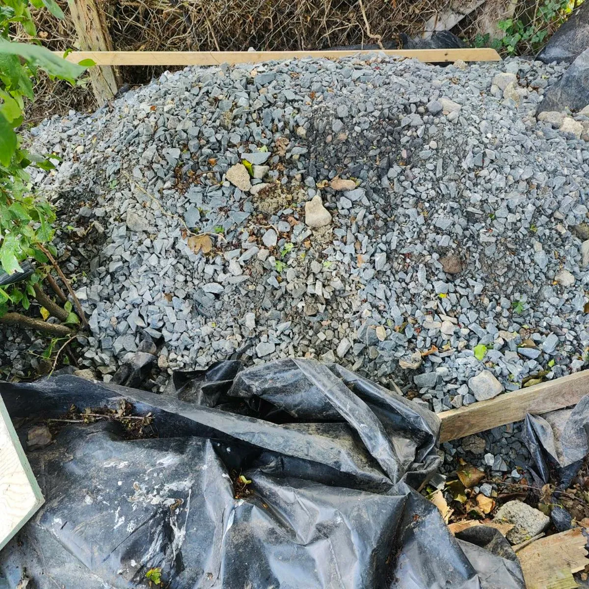 Free gravel 804 stone hardcore - Image 1