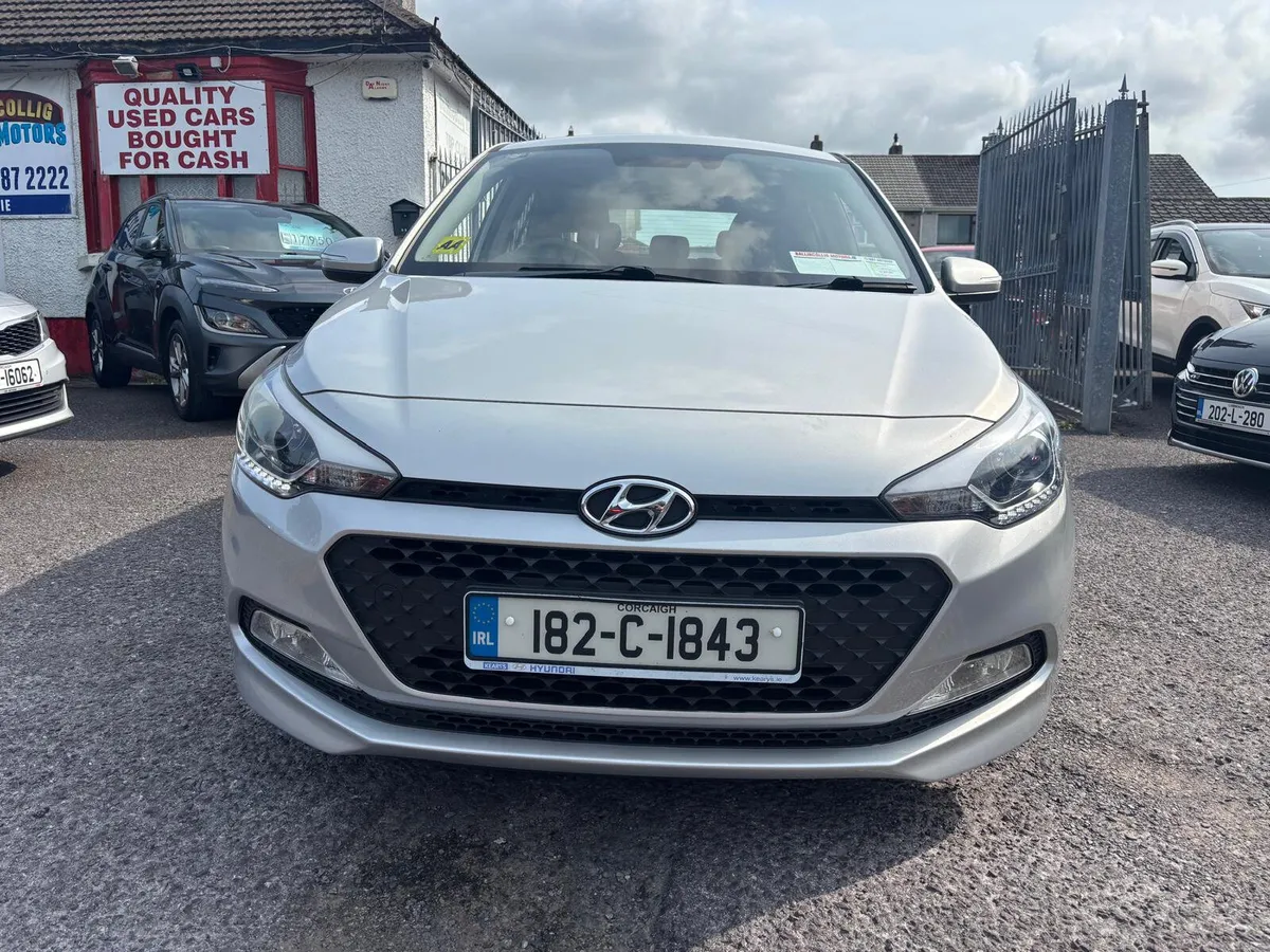 Hyundai i20 2018  PETROL  LOW  MILEAGE - Image 2