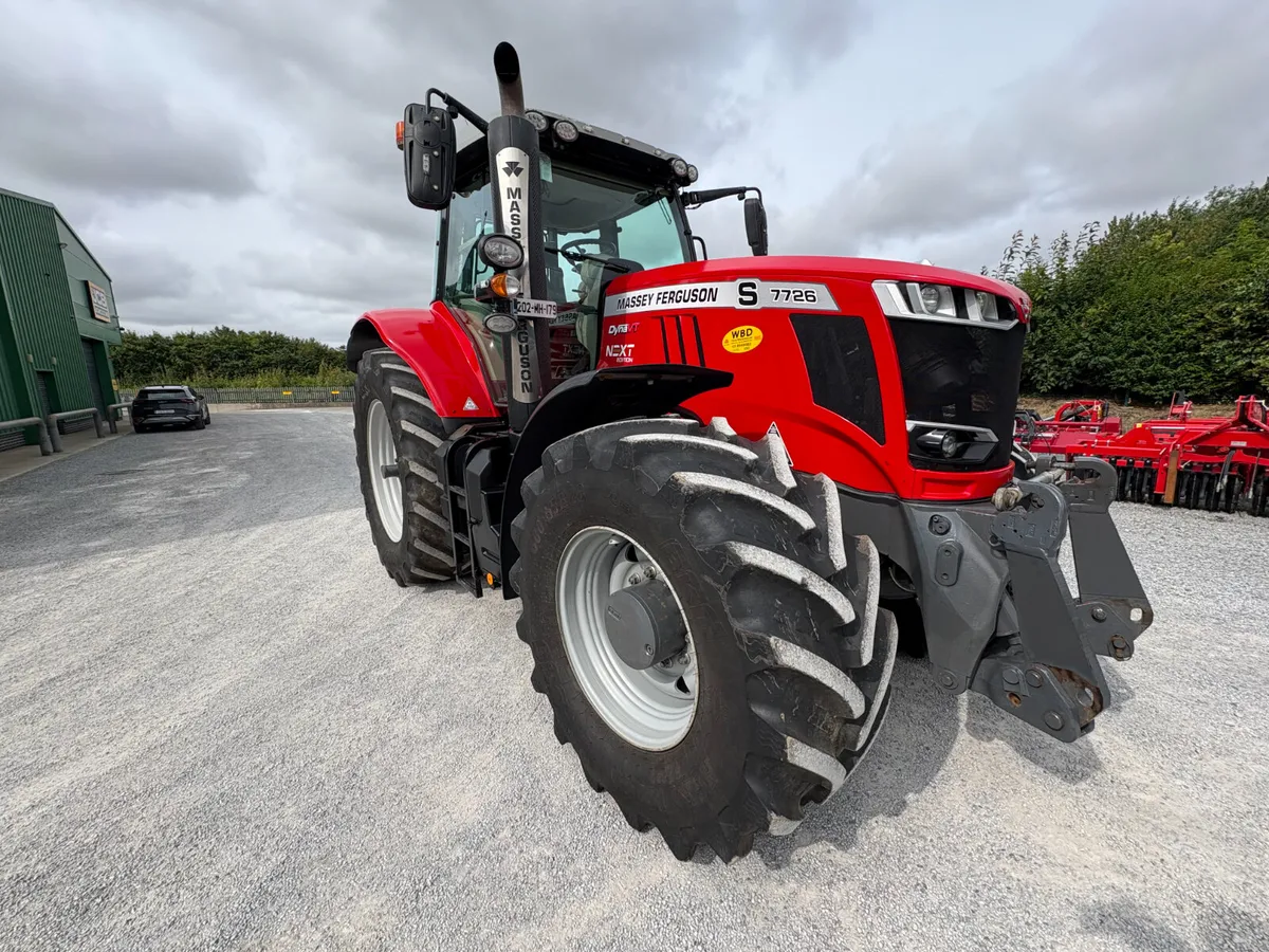 MASSEY FERGUSON 7726S - Image 3