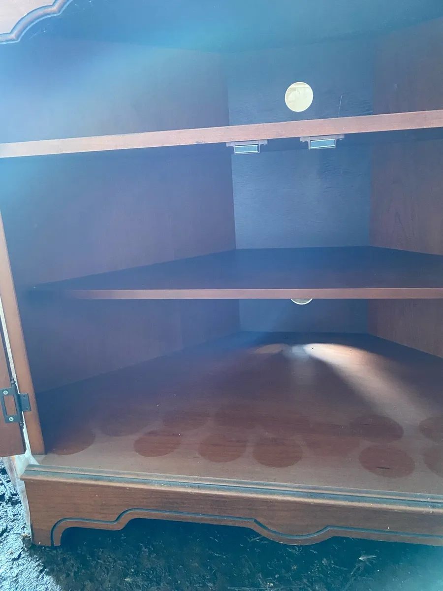 House renovation stuff needs gone - Image 2