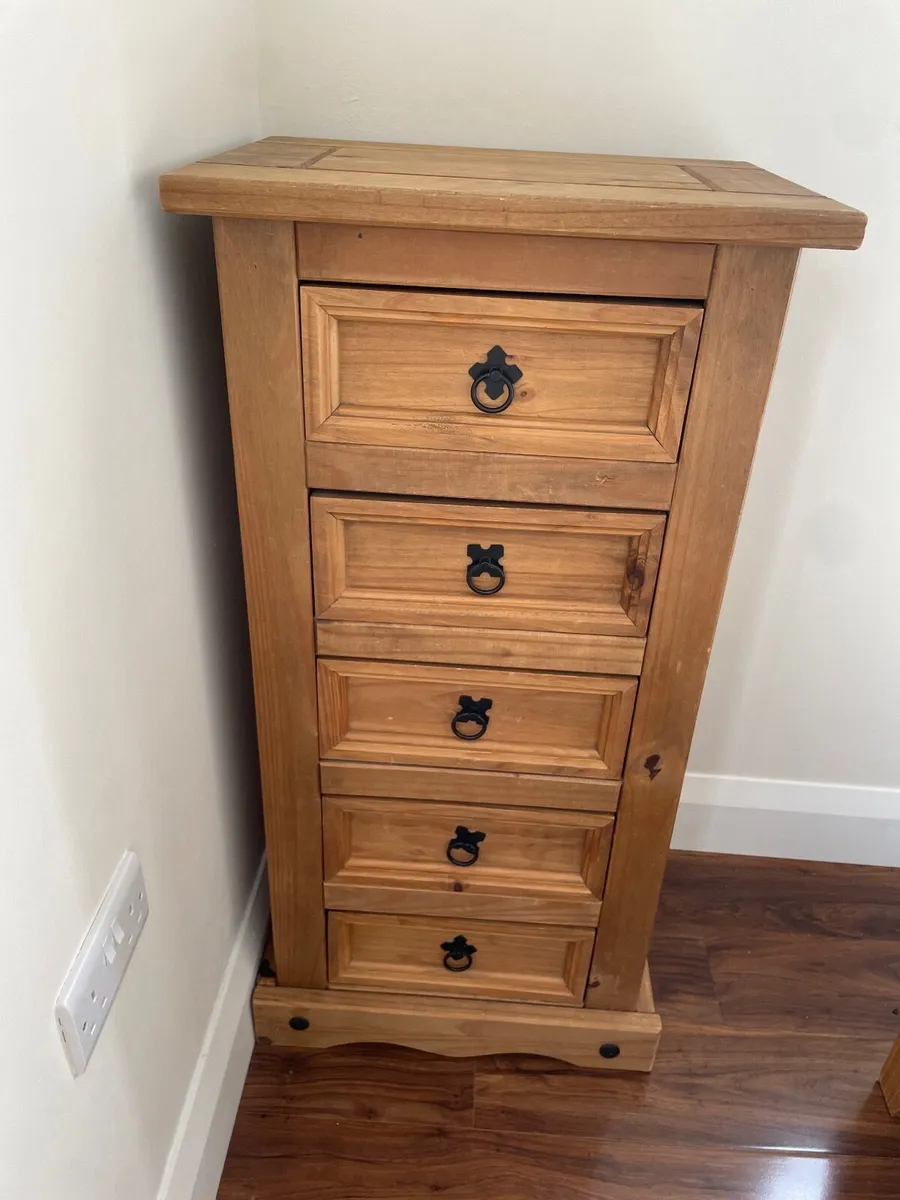 Large locker - Image 1