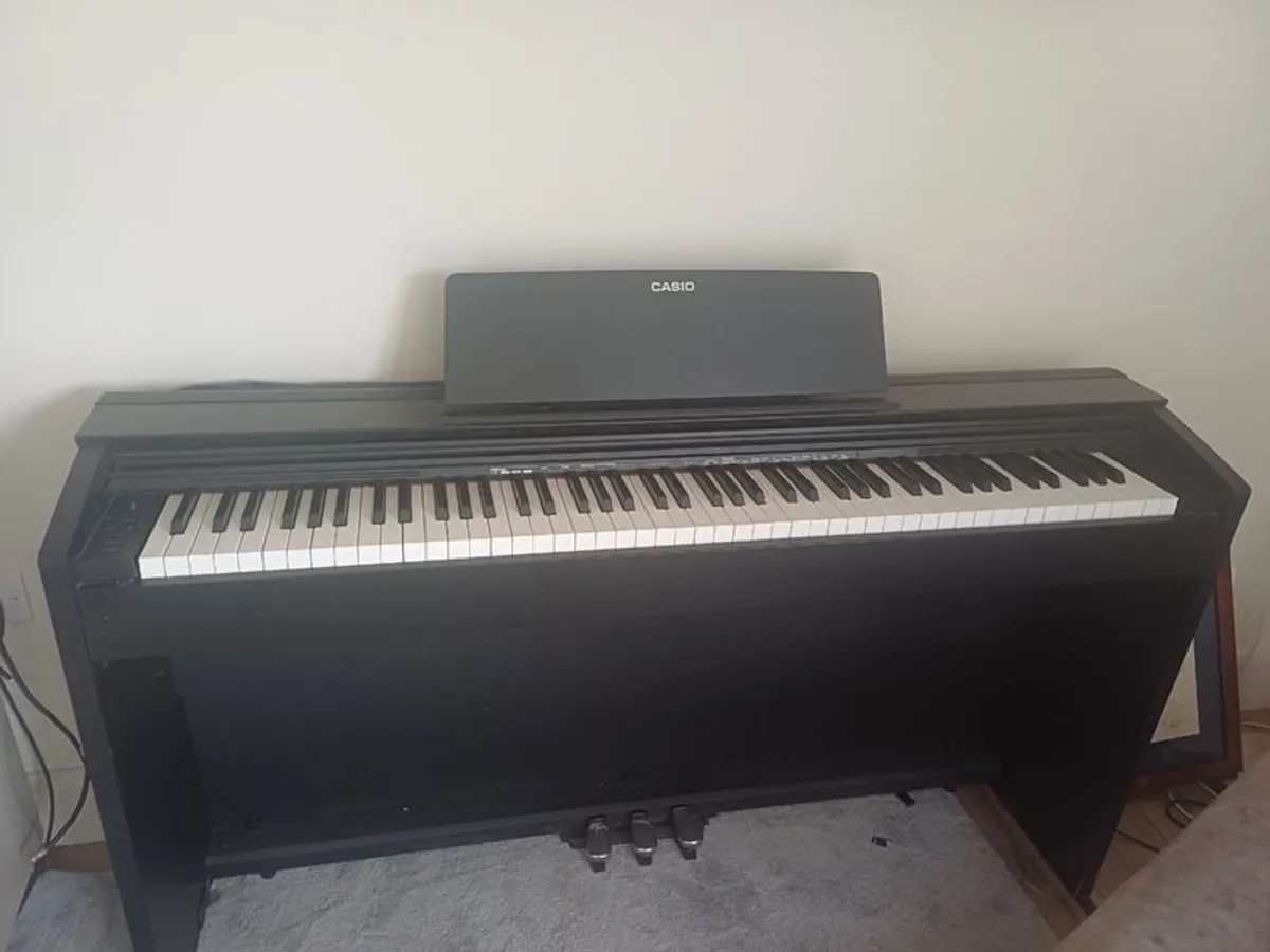 Piano - Image 2