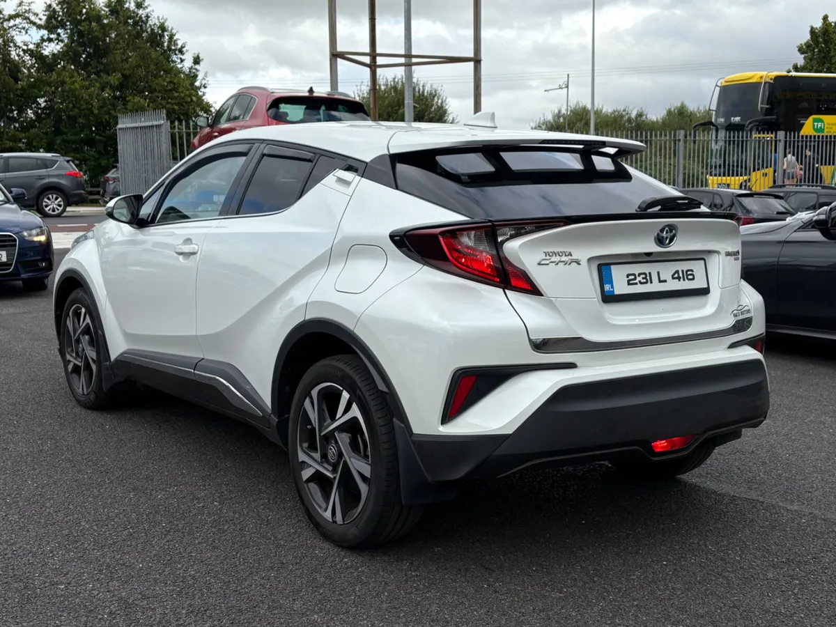 Toyota C-HR 2023 - Image 3