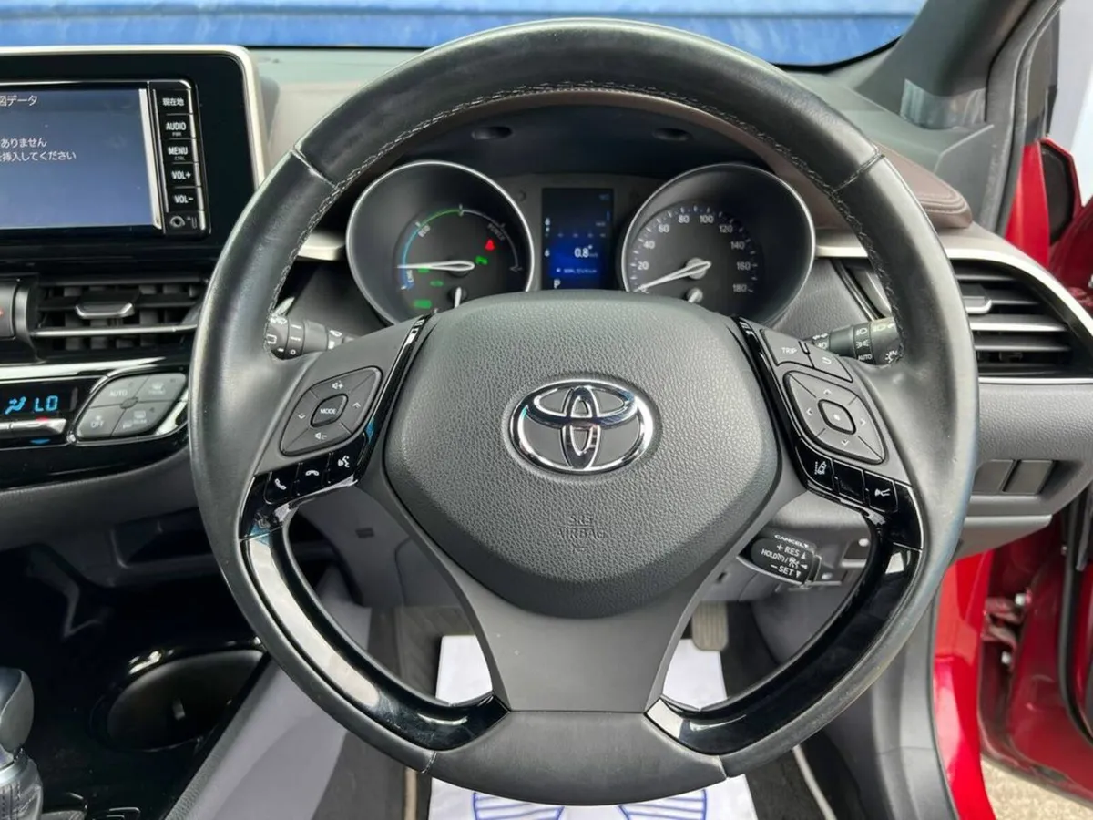 Toyota C-HR G-LED EDITION 1.8 HYBRID AUTO // SERVI - Image 4