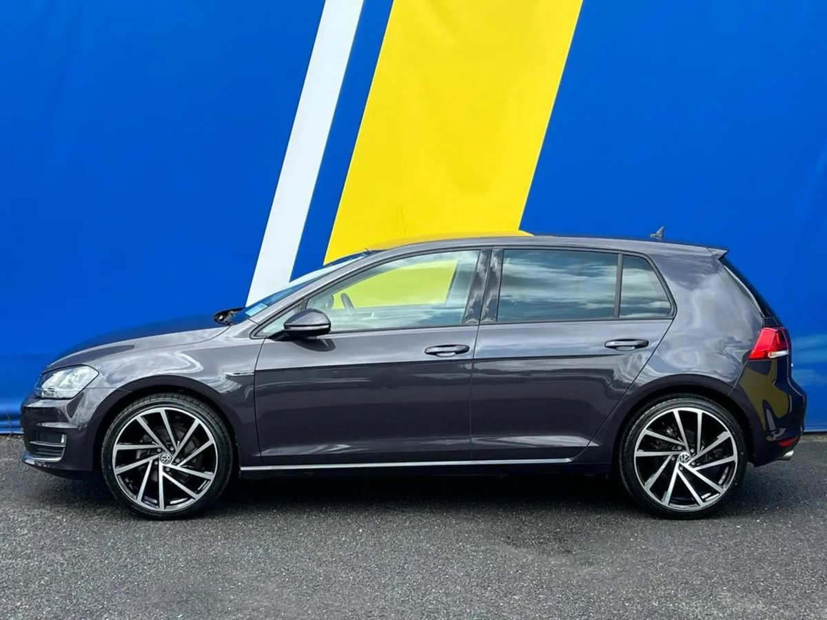 Volkswagen Golf R-LINE PACK 1.2 TSI AUTO // LOUNGE - Image 3