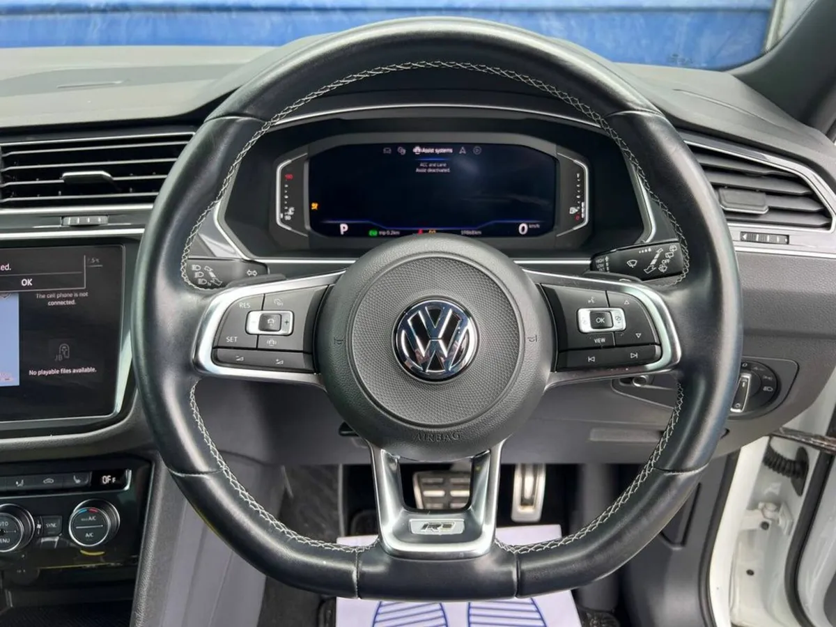 Volkswagen Tiguan R-LINE 2.0 TDI 4MOTION // FULL S - Image 4