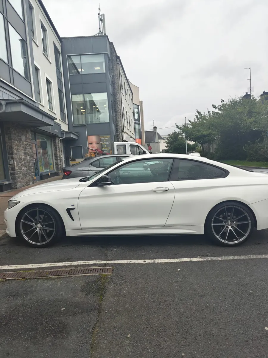 BMW 4-Series M sport 2016 - Image 2