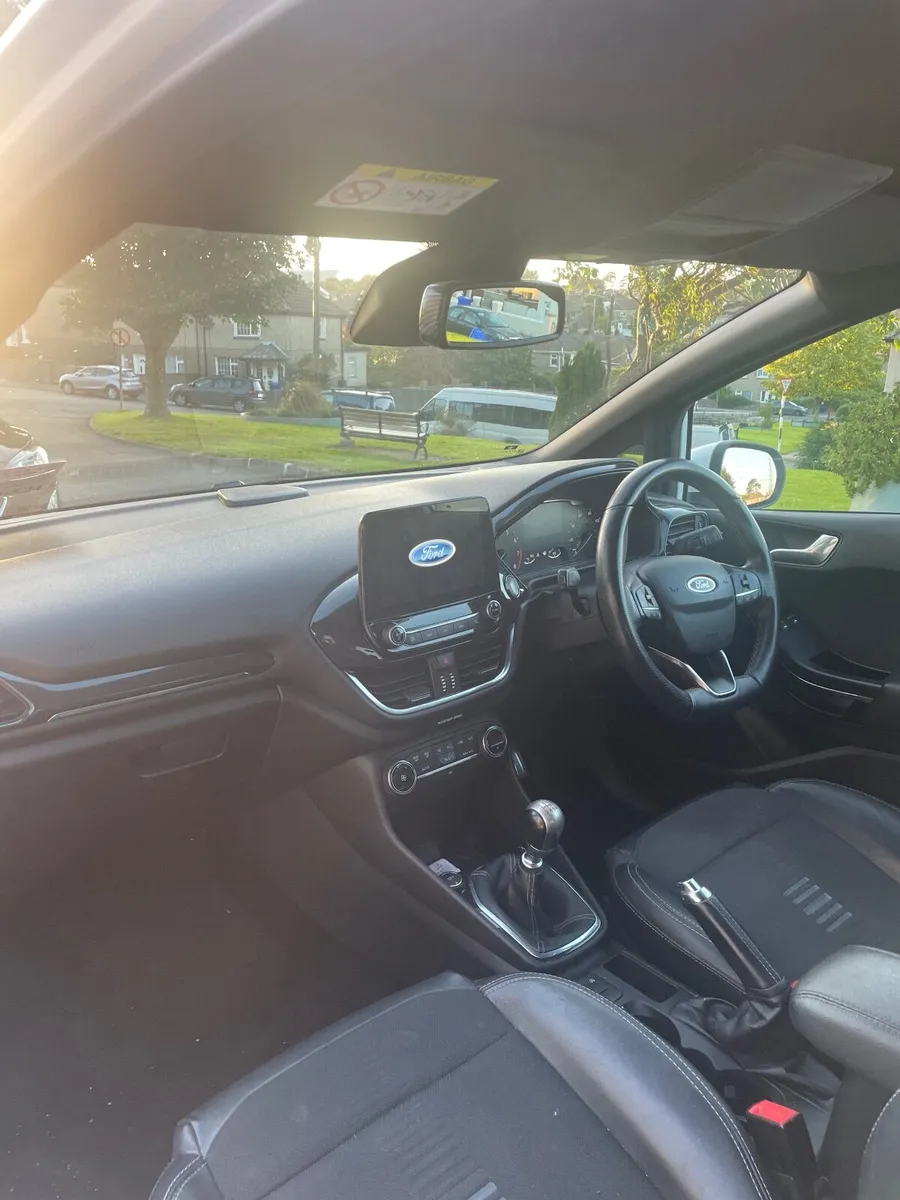 Ford Fiesta 2018 - Image 3