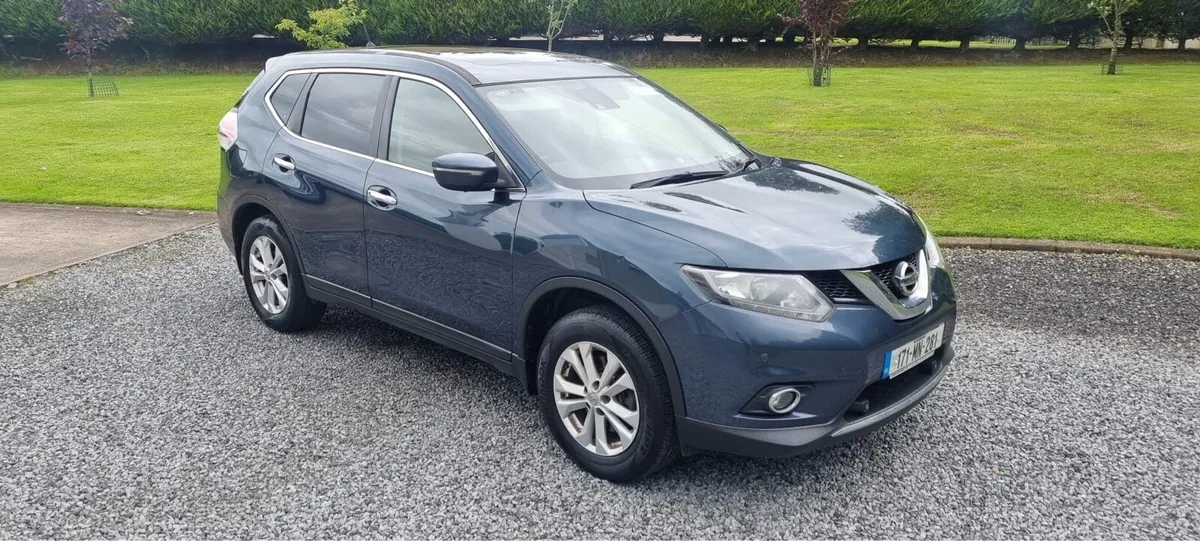 171 Nissan X-Trail Full 7 seater - Image 1