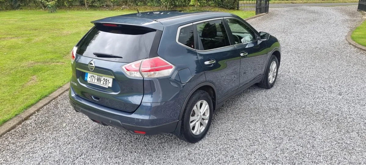 171 Nissan X-Trail Full 7 seater - Image 3