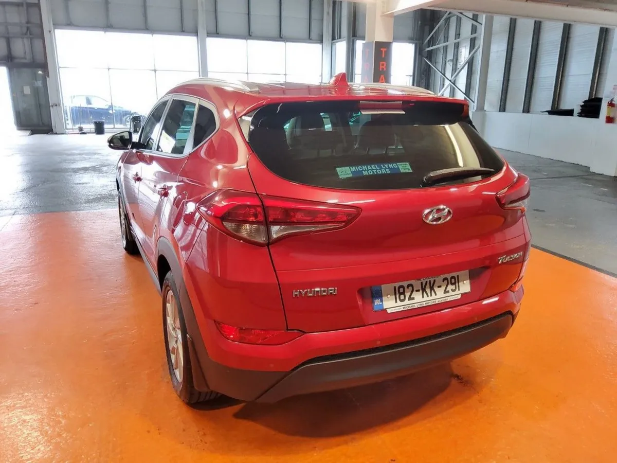 Hyundai Tucson 1.7 D Executive SE - Image 4