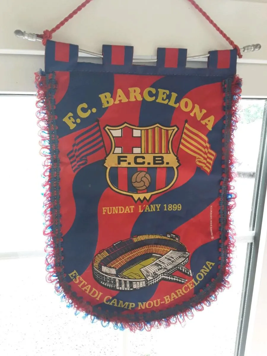 Barcelona   football   pennant over  30 years  old - Image 1