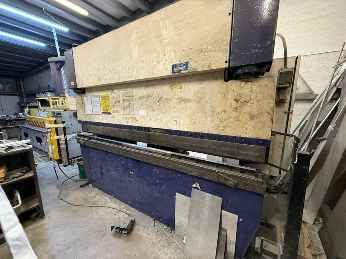Brake press LVD - Image 1