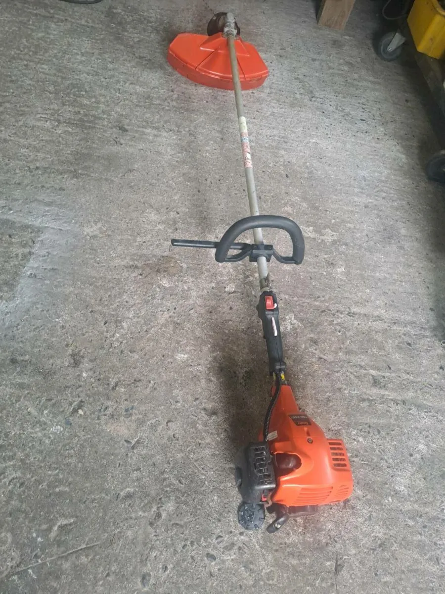 Tanaka weed wacker for sale !!!new - Image 1