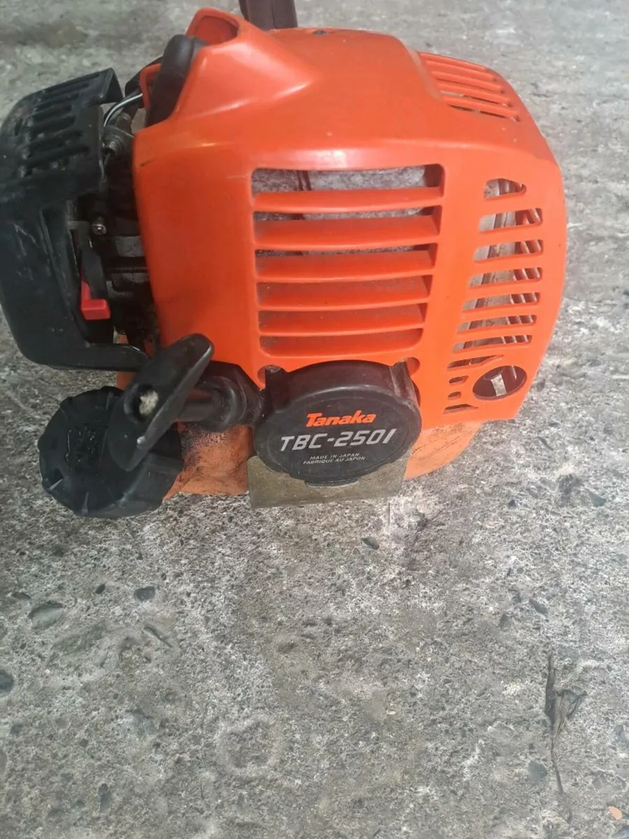 Tanaka weed wacker for sale !!!new - Image 4