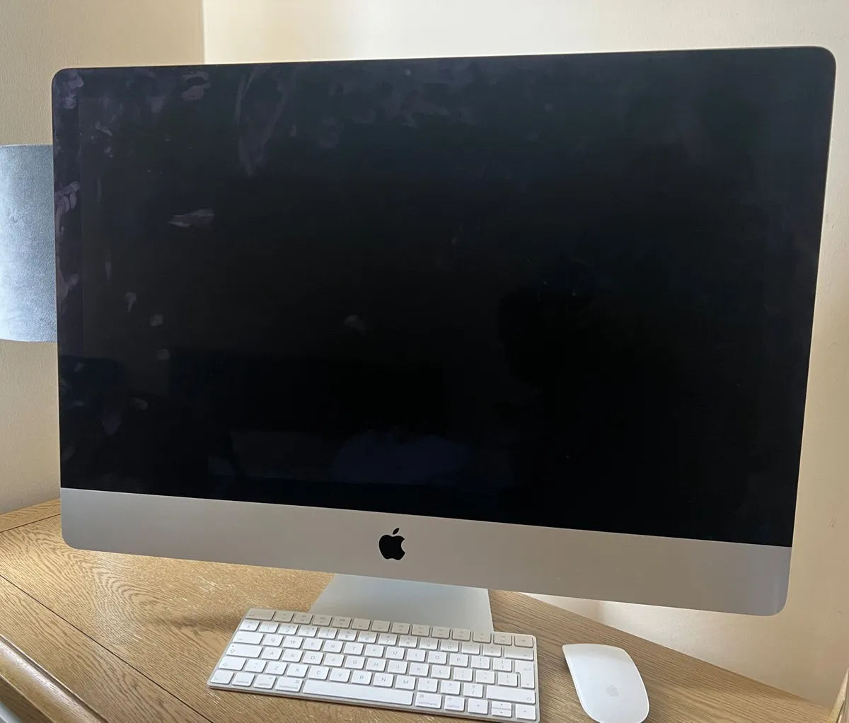 iMac (Retina 5K, 27-inch, Late 2015) - Image 1